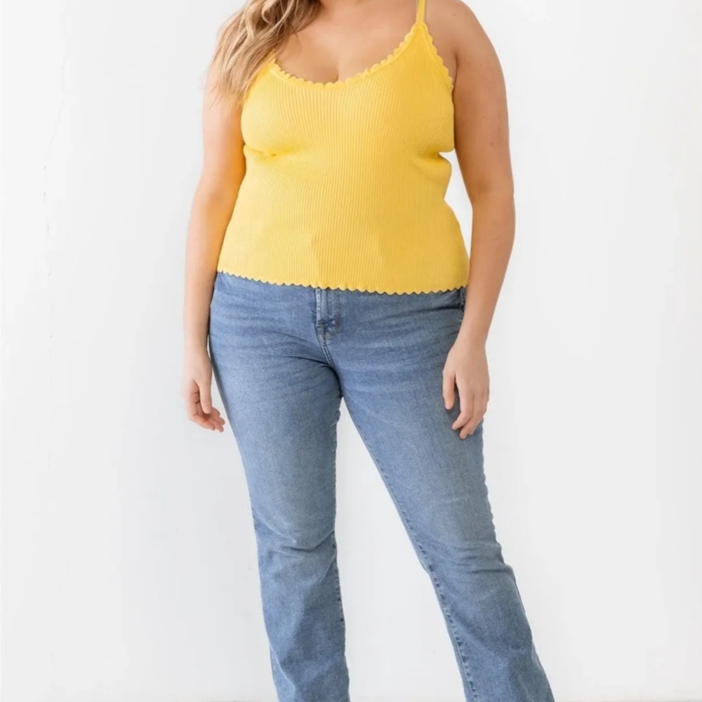 PLUS Vibrant Yellow Fitted Ribbed Ruffle Sleeveless Camisole 3X - Picture 4 of 4